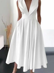 Summer Sleeveless Waist Pocket Large Swing DressProduct information:
 
 Pattern: solid color
 
 Skirt-type: super large swing skirt
 
 Color: White
 
 Waist Type: Mid waist
 
 Size: S,M,L,XL,XXL,XXXL
 
 Skirt lengZIP UP EXPRESSWomanSummer Sleeveless Waist Pocket Large Swing Dress