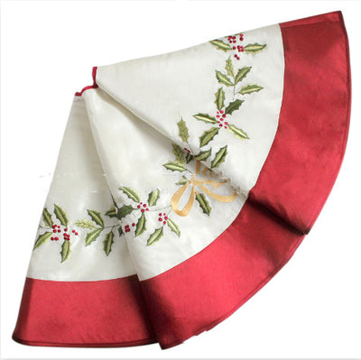 White Holly Leaf Embroidered Tree Skirt