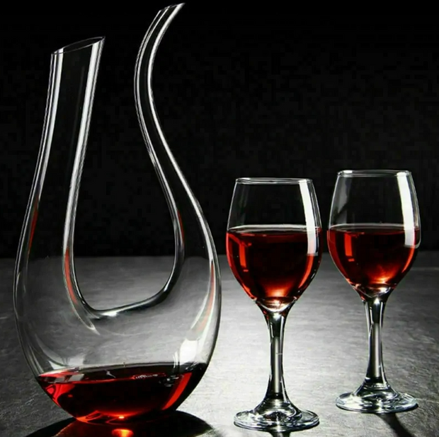 Crystal U-shaped 1500ml Wine DecanterIntroducing the Crystal U-shaped 1500 ml Wine Decanter, the perfect addition to your bar or wine collection. Crafted with lead-free crystal to create an elegant and ZIP UP EXPRESS-shaped 1500ml Wine Decanter