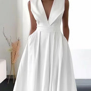 Summer Sleeveless Waist Pocket Large Swing DressProduct information:
 
 Pattern: solid color
 
 Skirt-type: super large swing skirt
 
 Color: White
 
 Waist Type: Mid waist
 
 Size: S,M,L,XL,XXL,XXXL
 
 Skirt lengZIP UP EXPRESSWomanSummer Sleeveless Waist Pocket Large Swing Dress