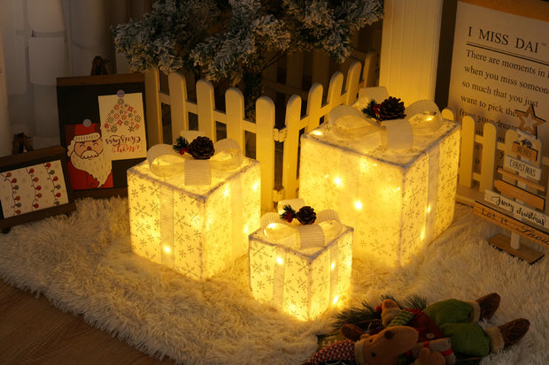 Illuminated Gift Box Trio with Remote Control